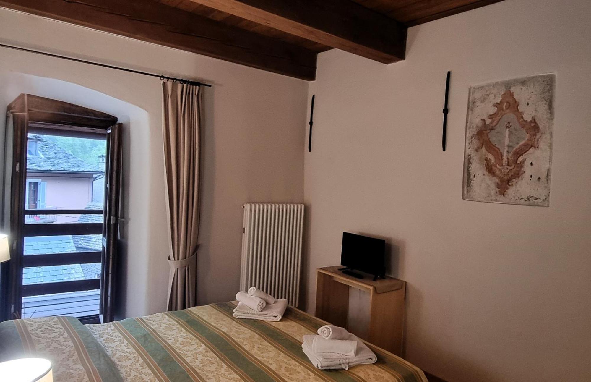 Dimora Storica Casa Vanni Villadossola Buitenkant foto