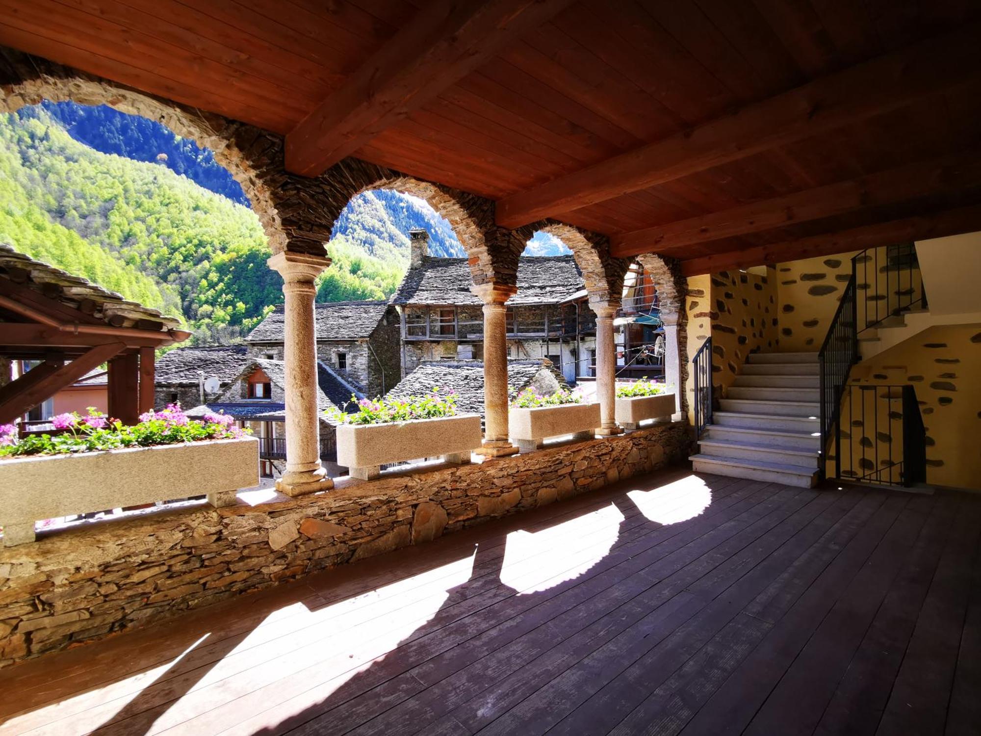 Dimora Storica Casa Vanni Villadossola Buitenkant foto